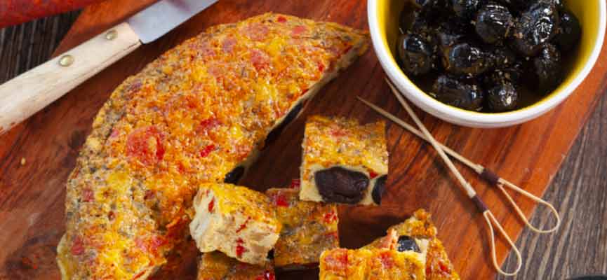 Spanish omelette with peppers and chorizo Spanish omelette with peppers and chorizo